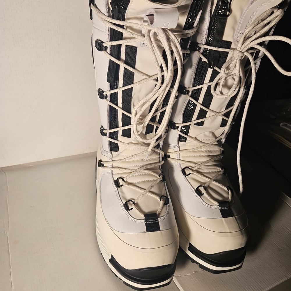 Canada Goose snow Mantra Boot White Women 8”